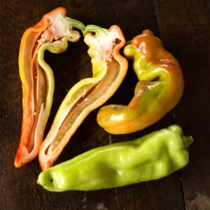 Aconcagua Pepper (Heirloom 75 Days)