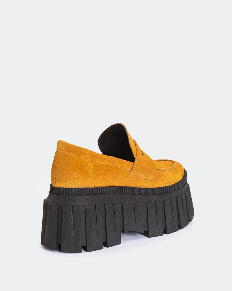 Leiza Camel Suede