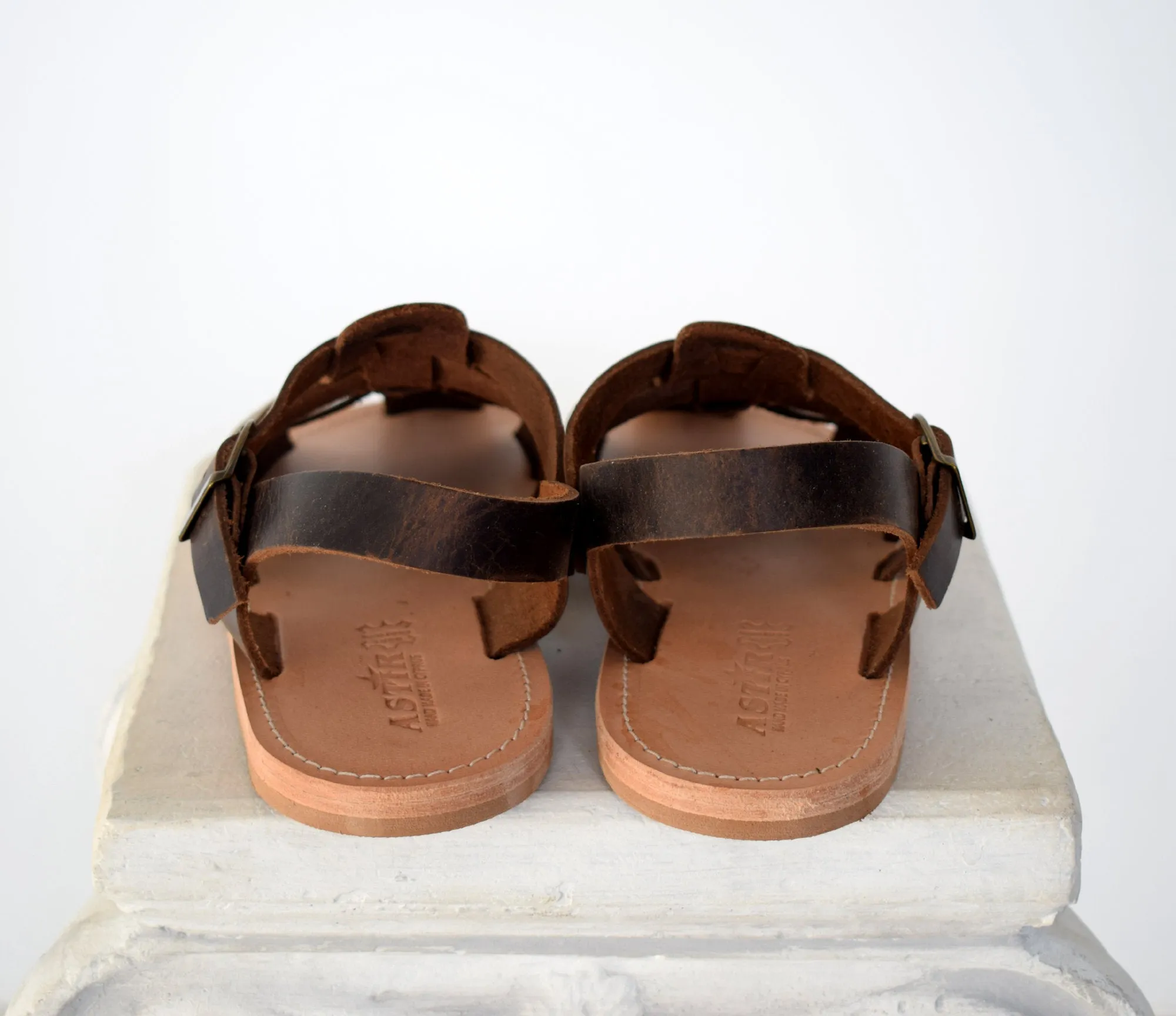 Men sandals, Spartan sandals,  handmade sandals, men sandals, High Quality Genuine Leather sandals, Brown sandals, covered finger toe