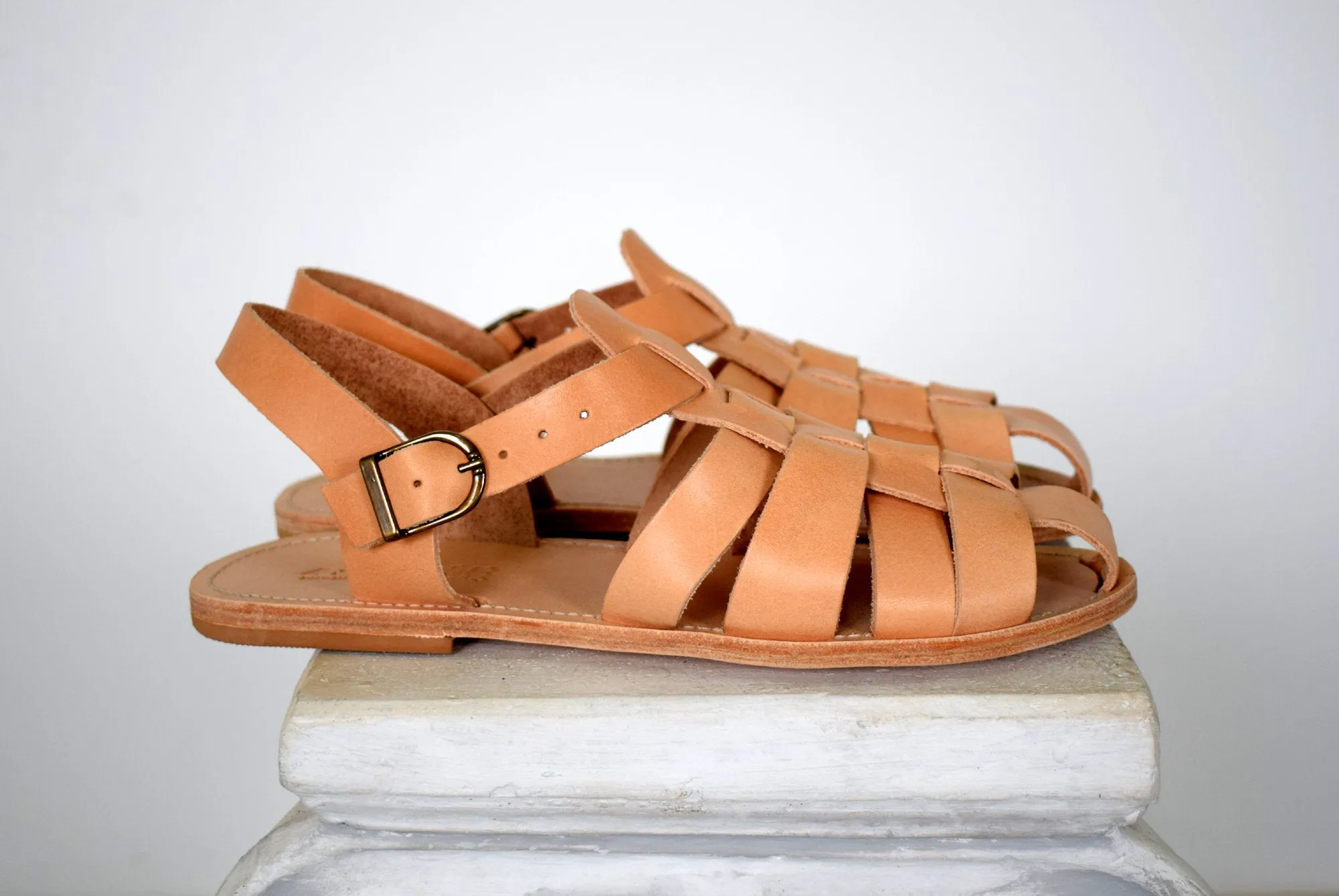 Men sandals, Spartan sandals,  handmade sandals, men sandals, High Quality Genuine Leather sandals, Brown sandals, covered finger toe