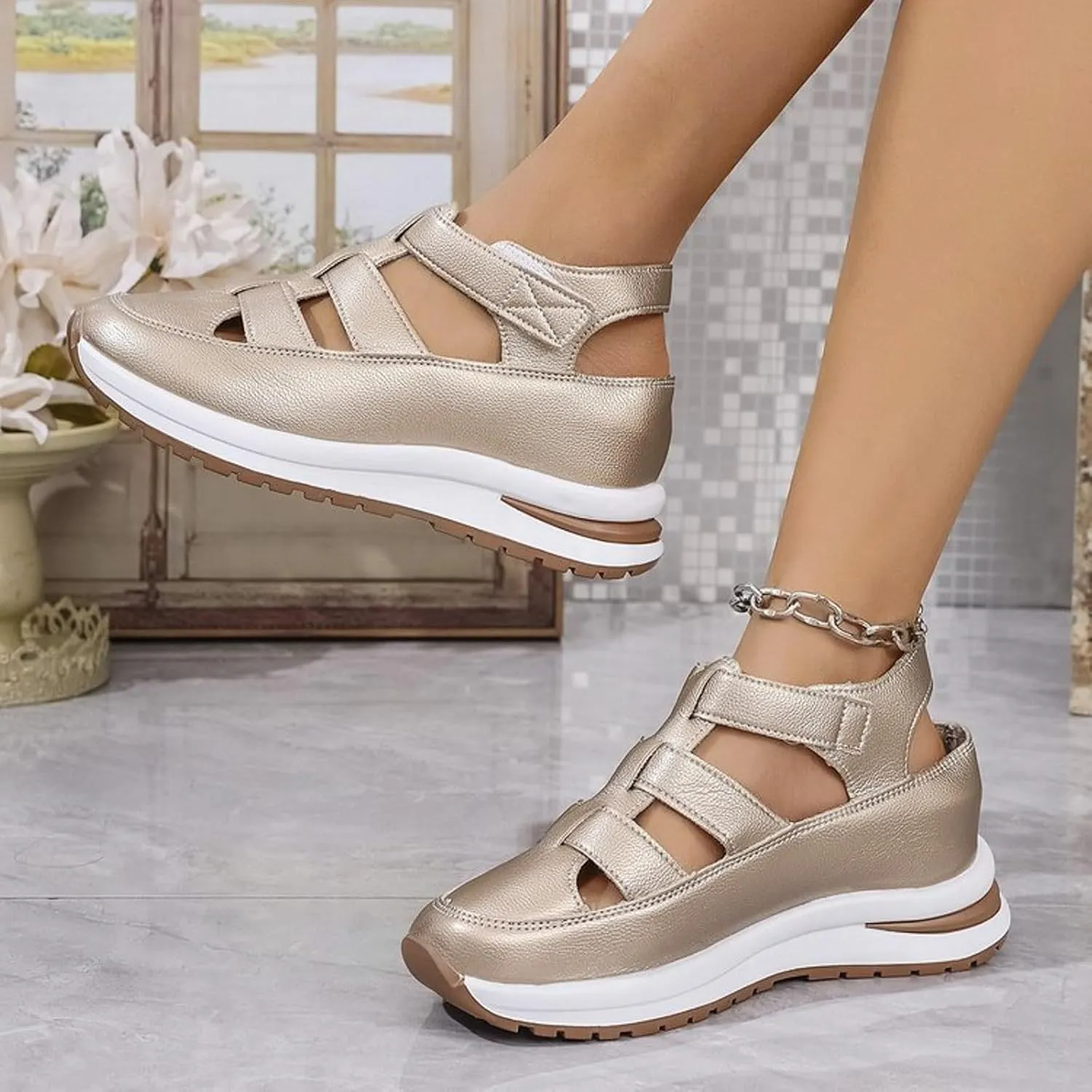 Platform Wedges Sandals for Women Summer,Women Closed Toe Comfortable Walking Sports Sandals Hollow Ankle Strap Wedges Design for Beach Hiking Shoes Casual Wear 2025