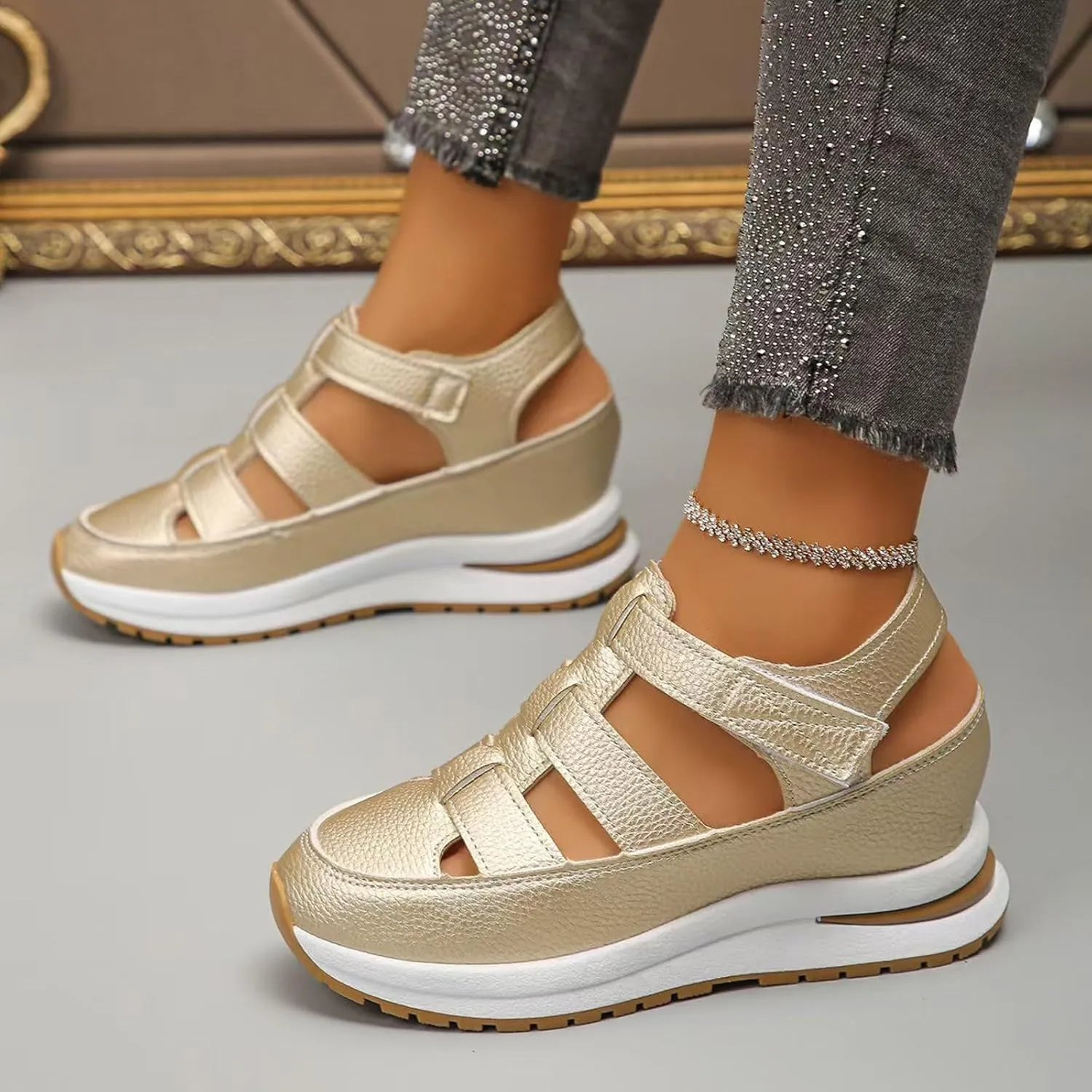 Platform Wedges Sandals for Women Summer,Women Closed Toe Comfortable Walking Sports Sandals Hollow Ankle Strap Wedges Design for Beach Hiking Shoes Casual Wear 2025
