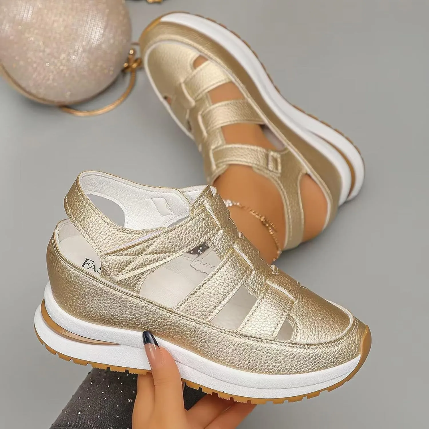 Platform Wedges Sandals for Women Summer,Women Closed Toe Comfortable Walking Sports Sandals Hollow Ankle Strap Wedges Design for Beach Hiking Shoes Casual Wear 2025