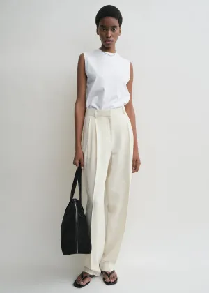 Relaxed sleeveless tee off white