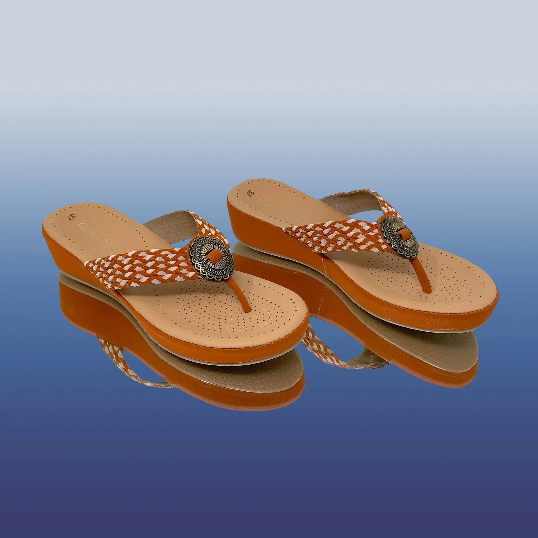 Tan woven cord platforms