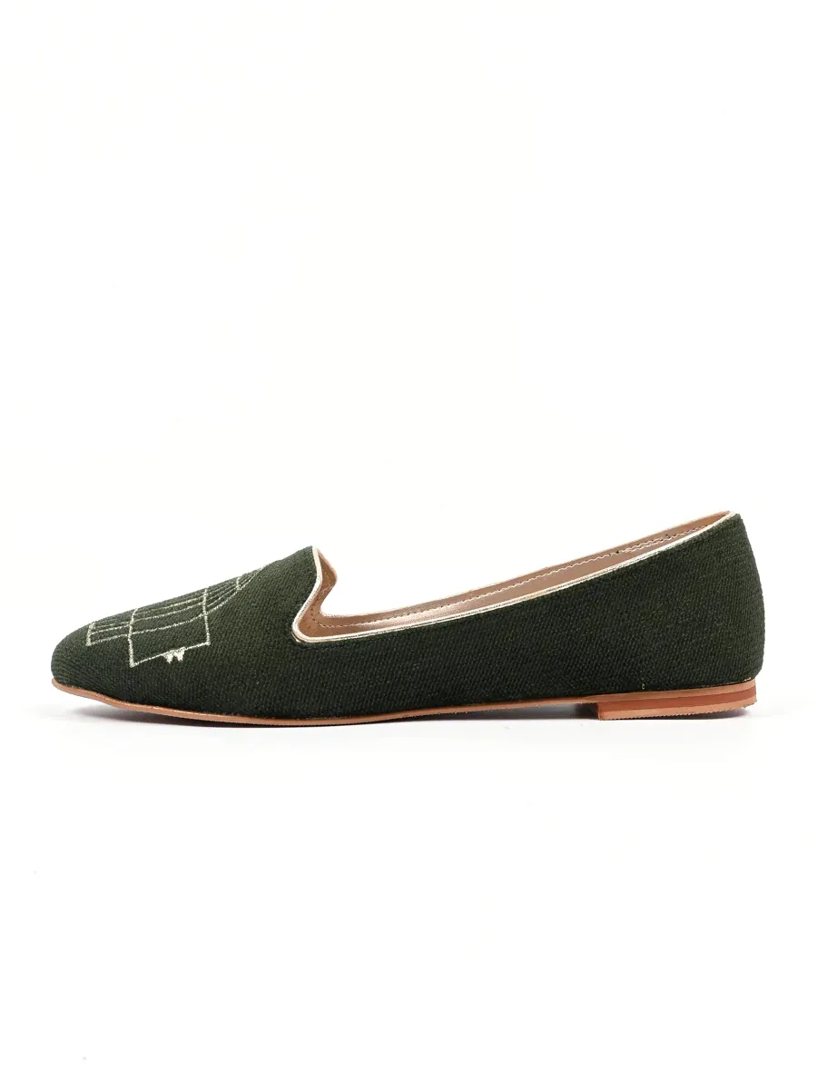 Women Embroidered Pumps