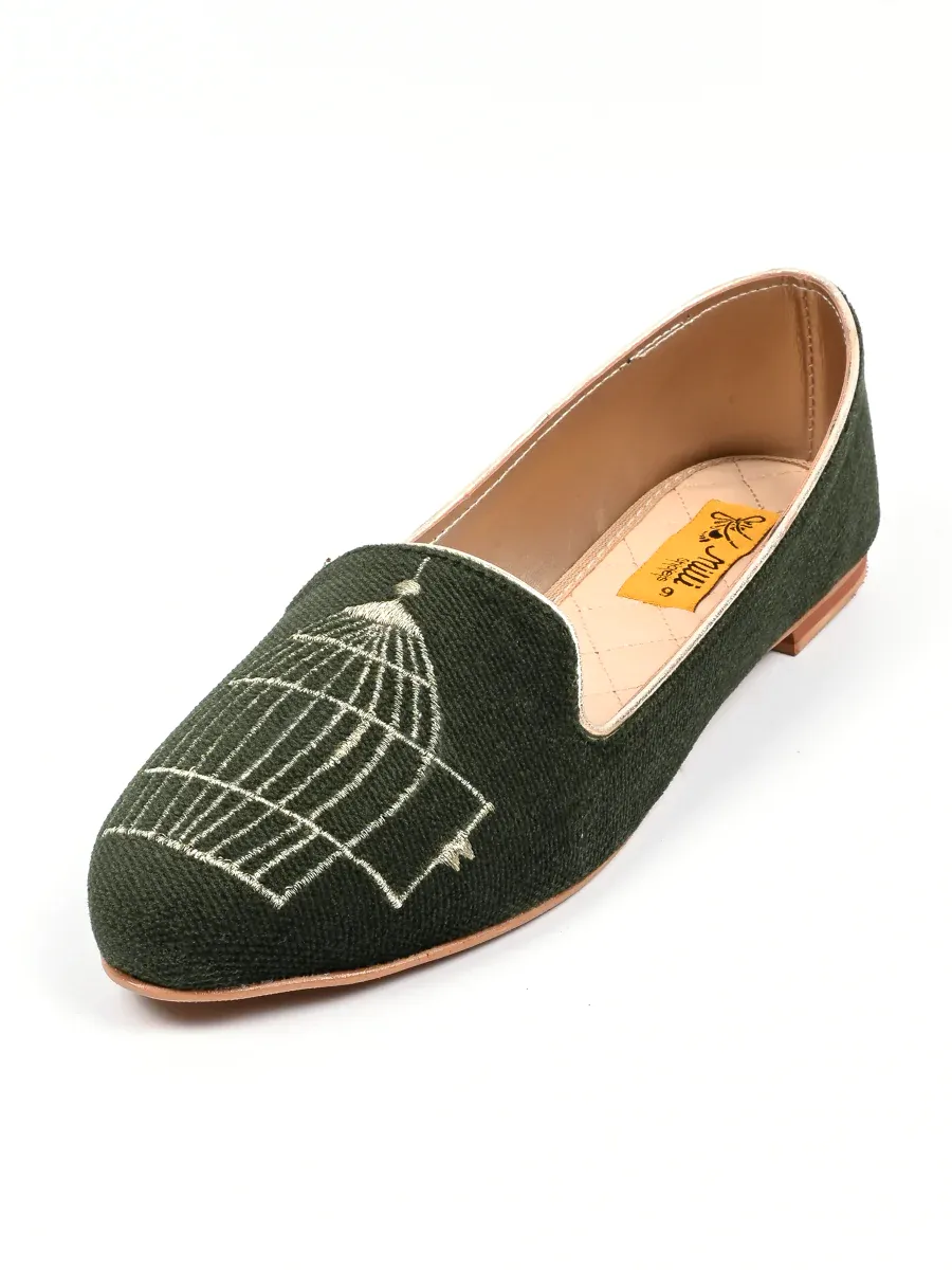 Women Embroidered Pumps